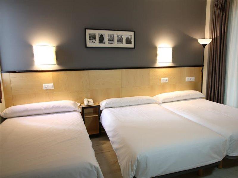 Hotel Alda Entrearcos Burgo Extérieur photo