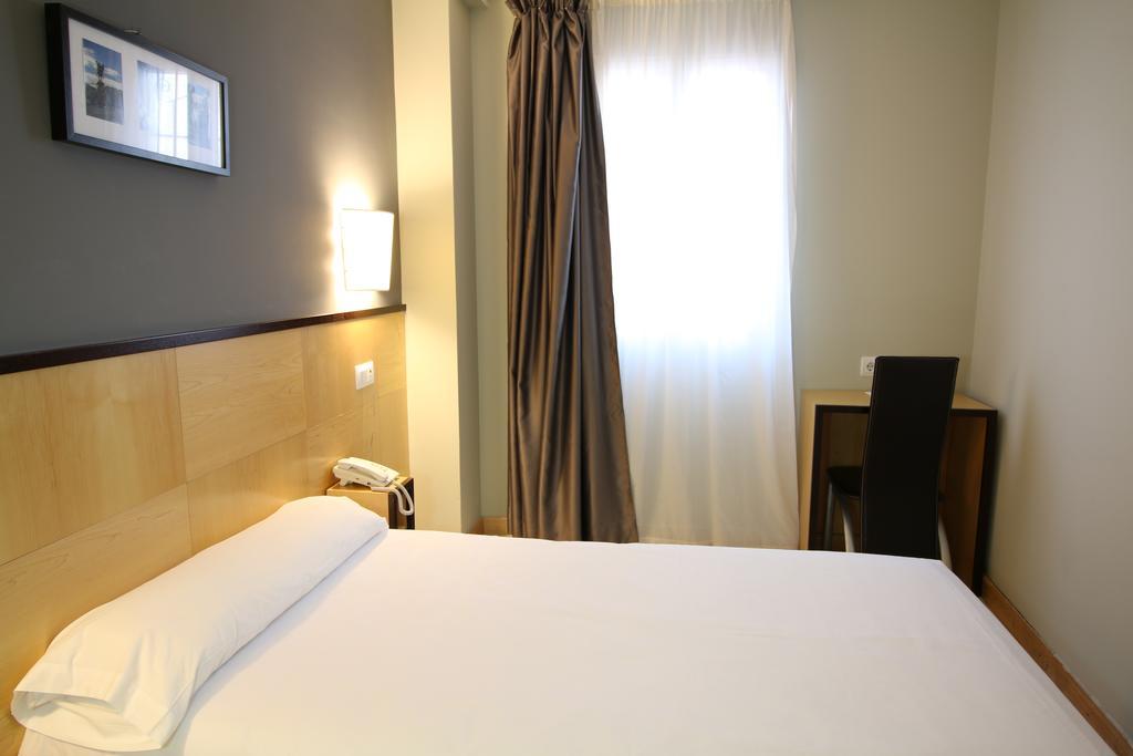 Hotel Alda Entrearcos Burgo Extérieur photo